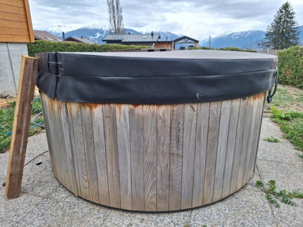 jacuzzi